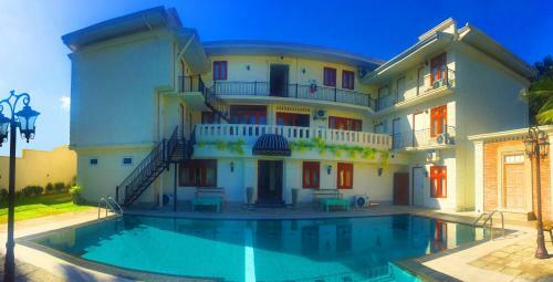 Forever City Hotel