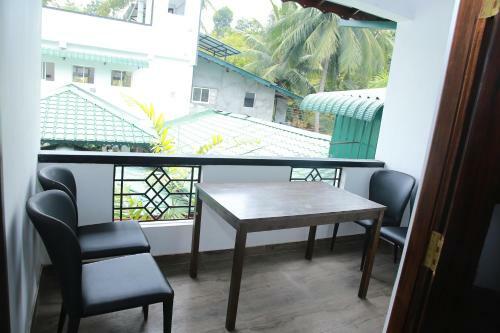 Hostal Ama Residence