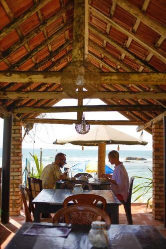 Hostal Blue Corals Beach Bungalow