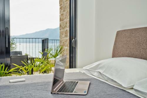 Hostal Beachfront Villa Nautica