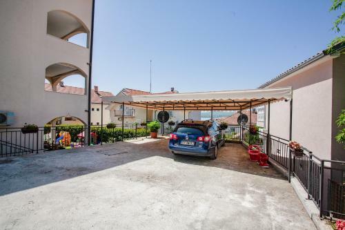 Apartments Kosta