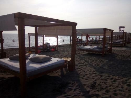 Hostal Apartments UNA