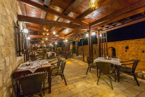 Hotel Kulla E Balshajve