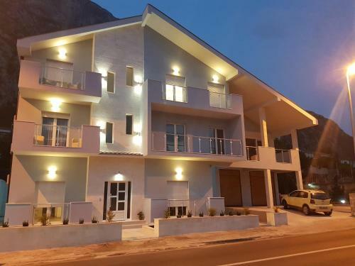 Apartments Stetonn