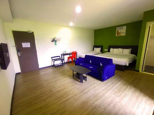 Riverview Hotel