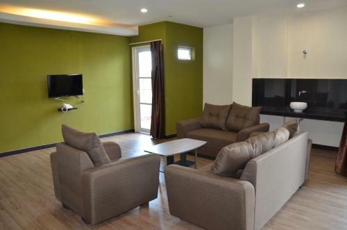 Riverview Hotel