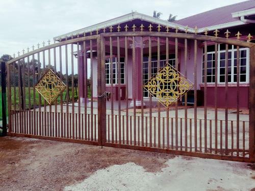 Haji Saif Homestay Whole Semi-d Terrace