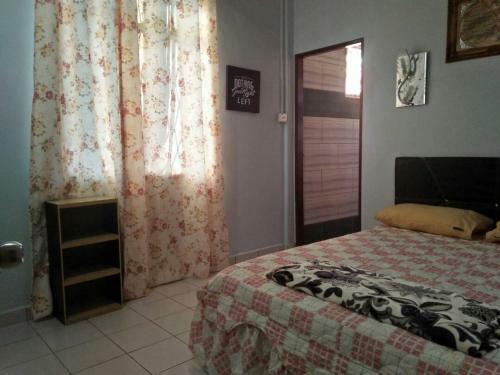 Haji Saif Homestay Whole Semi-d Terrace