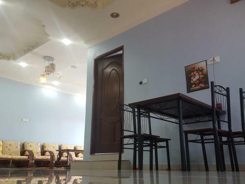 Haji Saif Homestay Whole Semi-d Terrace