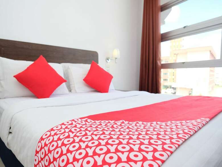 Oyo 619 Grand City Hotel 2