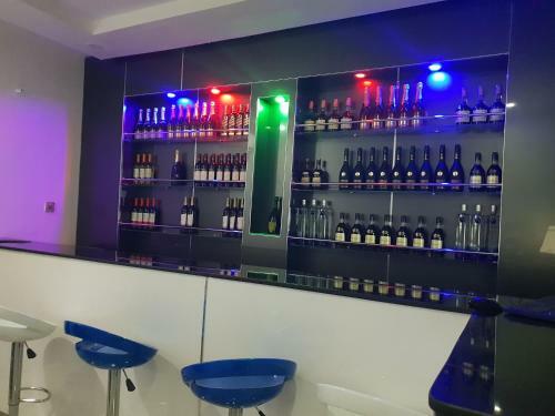 Poshlux Executive Hotel
