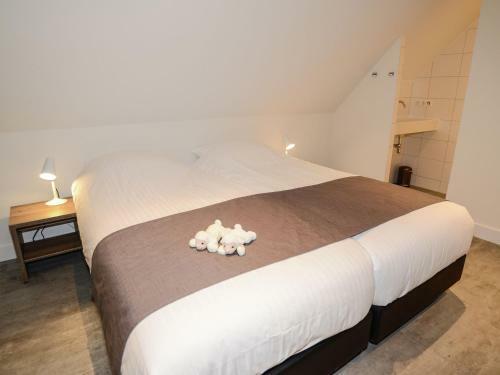 Peaceful Child-friendly Villa In De Koog Near Sea