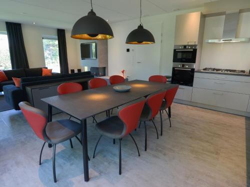 Peaceful Child-friendly Villa In De Koog Near Sea