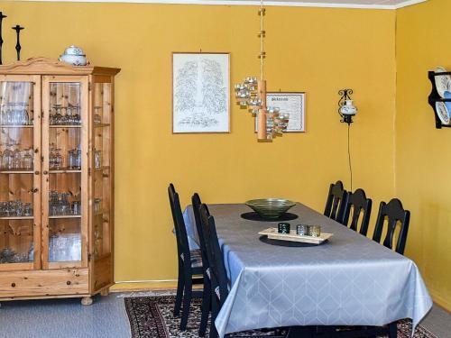 Holiday Home Hustad