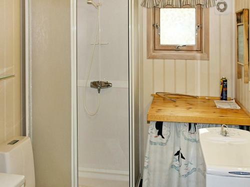 Four-bedroom Holiday Home In Mandal