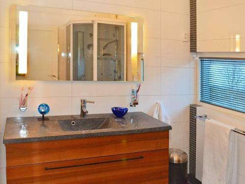 Four-bedroom Holiday Home In Inndyr 2