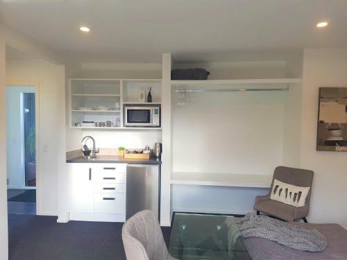 Hostal A Little Luxury Lake Taupo