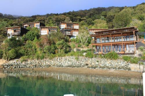 Hotel Bay Of Many Coves