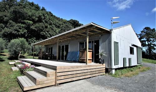 Te Arai Beach Casa Di Lana - Renovated Woolshed