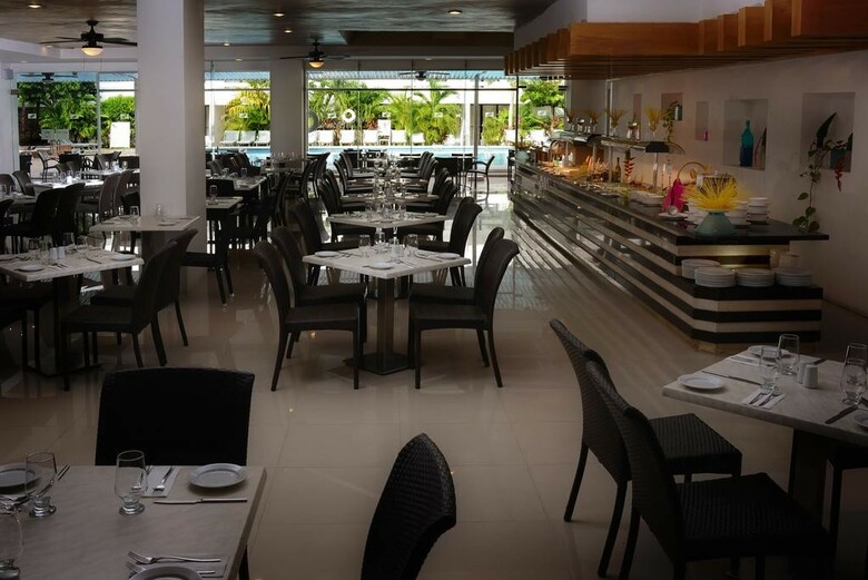 Hotel Cancun Bay Resort