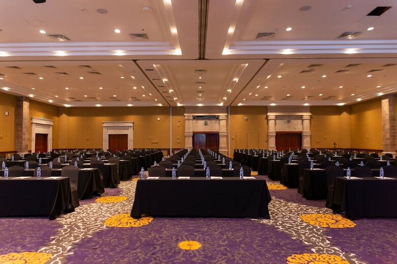 Hotel Wyndham Grand Cancun All Inclusive Resort & Villas