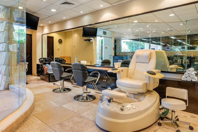 Hotel Wyndham Grand Cancun All Inclusive Resort & Villas