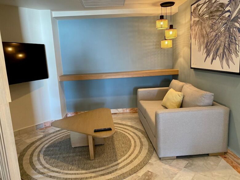 Hotel Wyndham Grand Cancun All Inclusive Resort & Villas