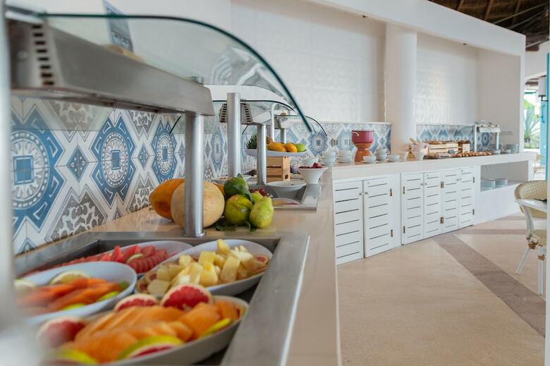 Hotel Wyndham Grand Cancun All Inclusive Resort & Villas