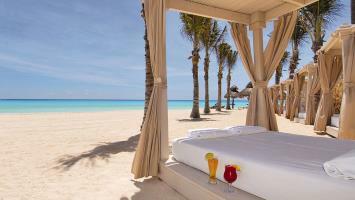 Hotel Wyndham Grand Cancun All Inclusive Resort & Villas