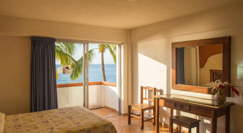 El Pescador Hotel