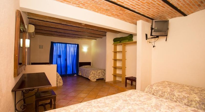 El Pescador Hotel