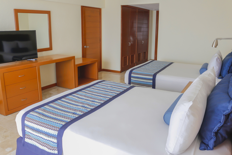 Hotel Plaza Pelicanos Grand Beach Resort