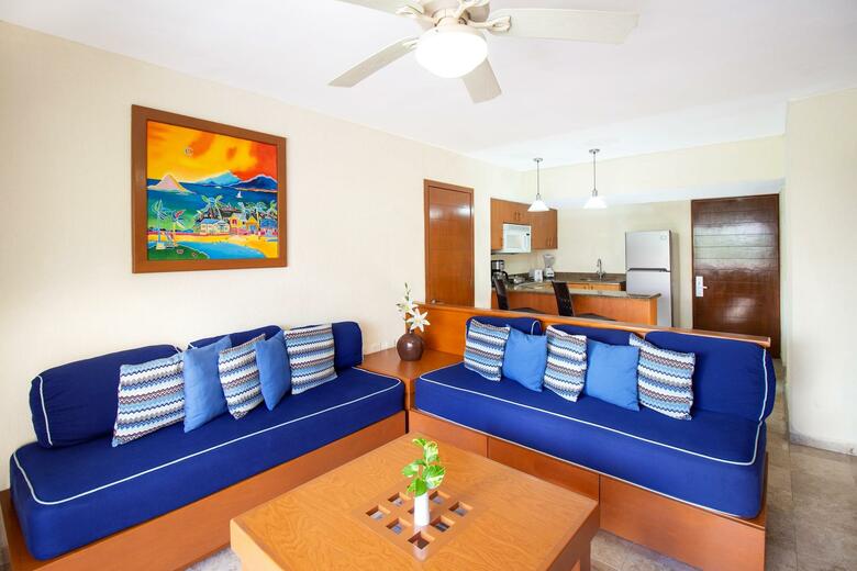 Hotel Plaza Pelicanos Grand Beach Resort