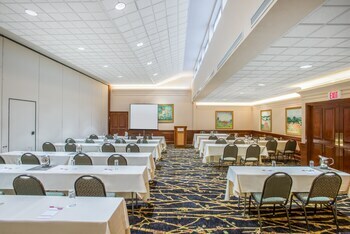Hotel Crowne Plaza Lake Placid Resort