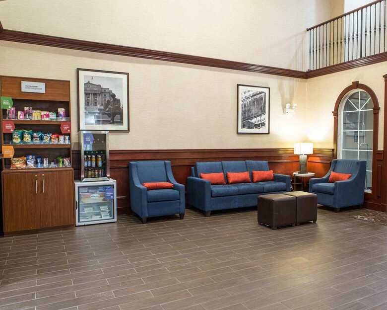 Hotel Comfort Suites