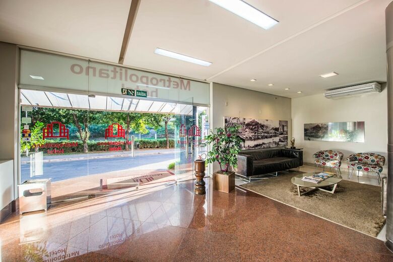 Hotel Metropolitano