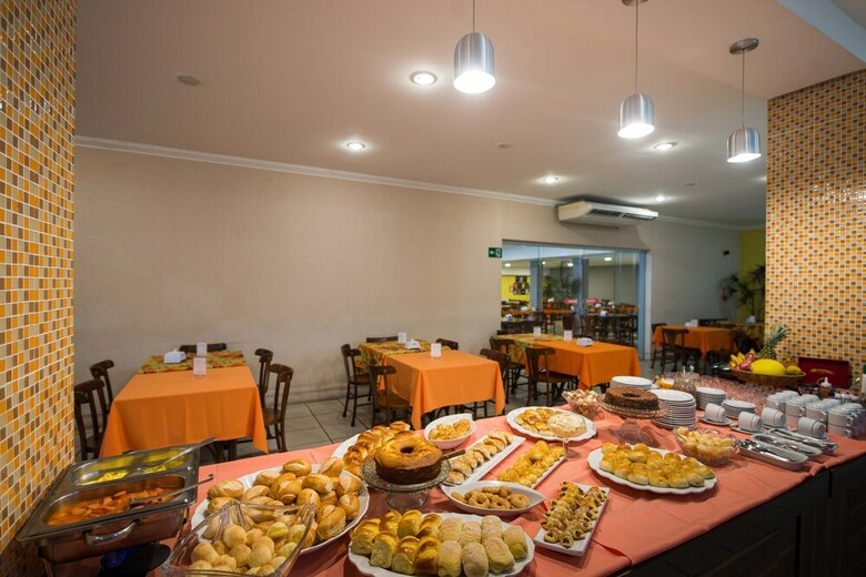 Hotel Metropolitano