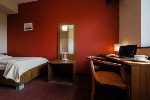 Hotel Aviator