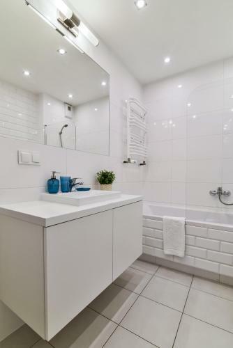 Ltc Apartments Malczewskiego Centrum