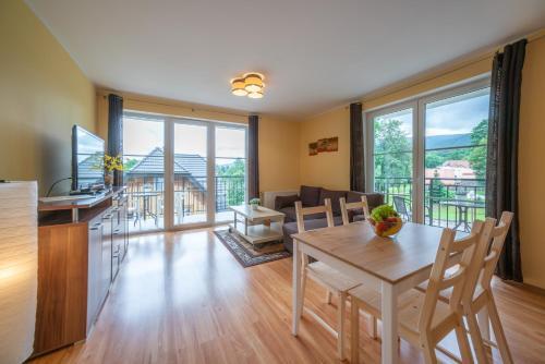 Rentplanet - Apartamenty Poezja - Mickiewicza 13