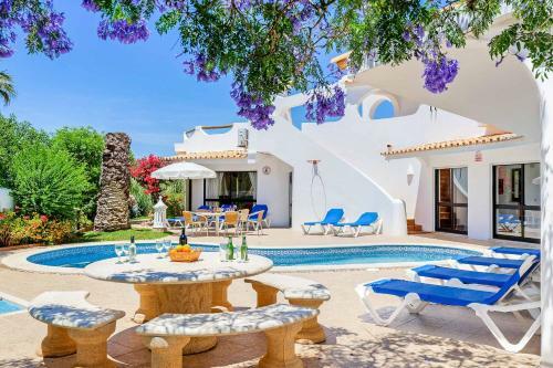 Villa Oliveiras
