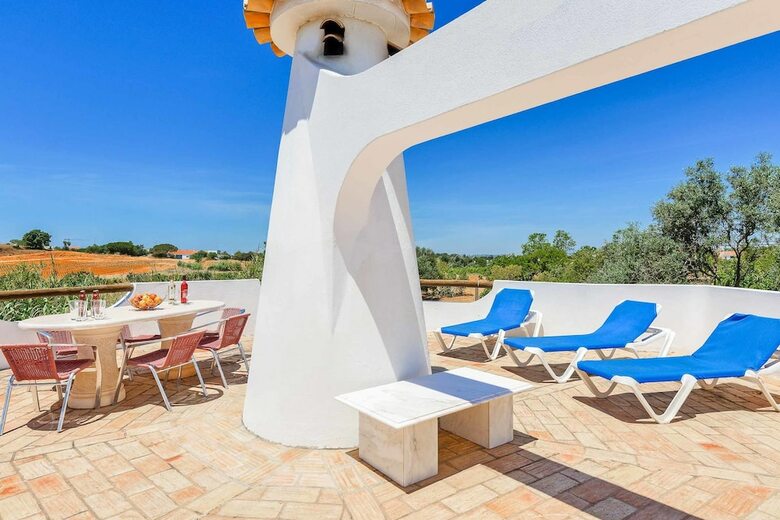 Villa Oliveiras