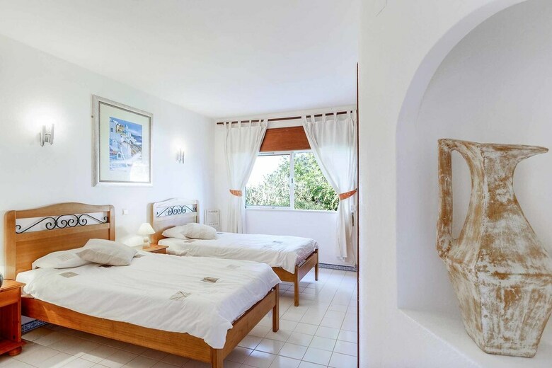 Villa Oliveiras