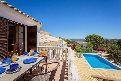 Canada Do Parragil Villa Sleeps 10
