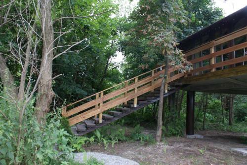 Porumbacu Treehouse