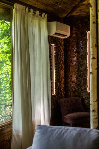 Porumbacu Treehouse