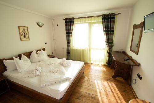Hostal Pensiunile Zori De Zi Si Apus De Soare