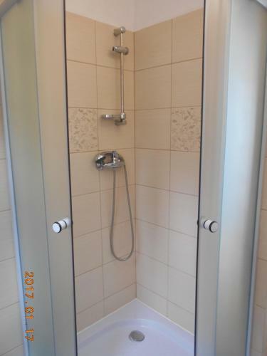 Hostal Olt-part Vend�gh�z