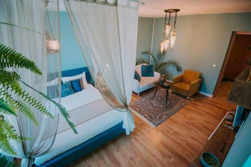 Oriental Touch Apartment
