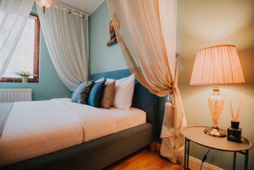 Oriental Touch Apartment